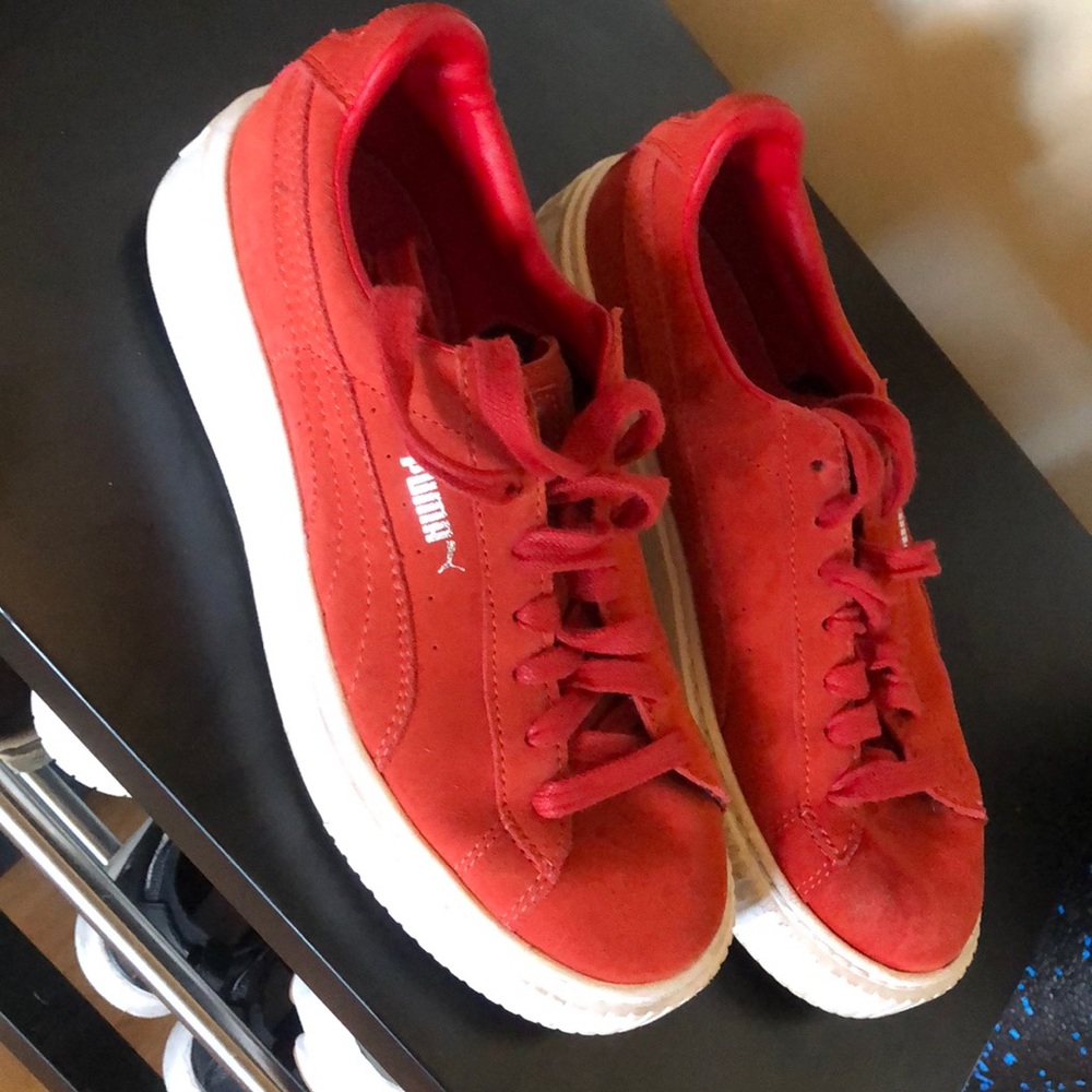 Platform puma sneakers